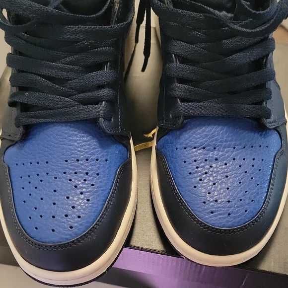 Jordan Athletic Shoes - Black and Blue - Picture 7 of 9